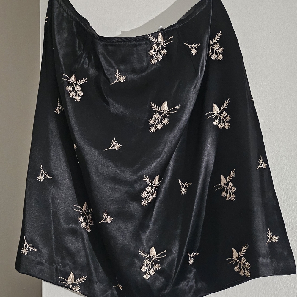 Black silky embroidered mini skirt